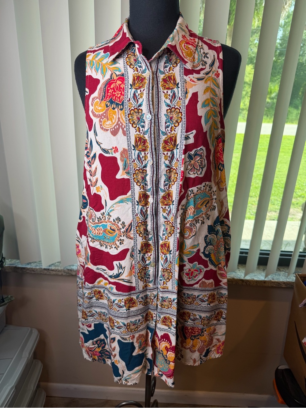 Figueroa & Flower collared shirt dress red floral paisley print Size Large